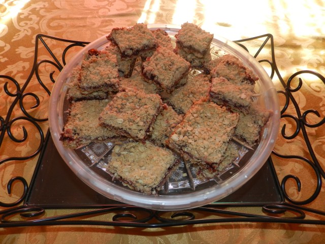 DSCN3758 Raspberry Bars